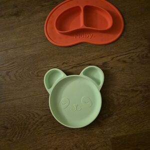 Kids Silicone Plate Set - Mint Green and Red - Brand New